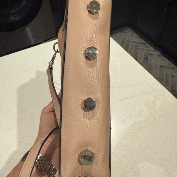 Rebecca Minkoff Crossbody Bag with Adjustable Strap and Minimalist Design - Picture 6 of 8